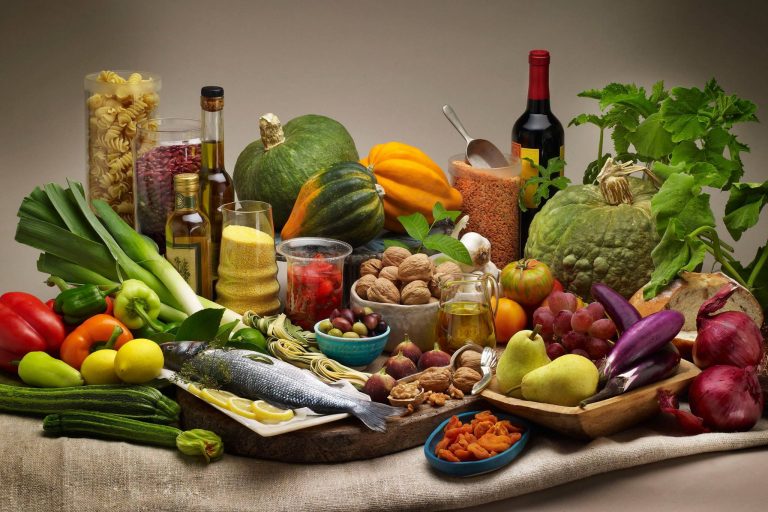 The Importance of Vitamins and Minerals in the Body: What They Do, Where to Find Them, and Signs of Deficiency